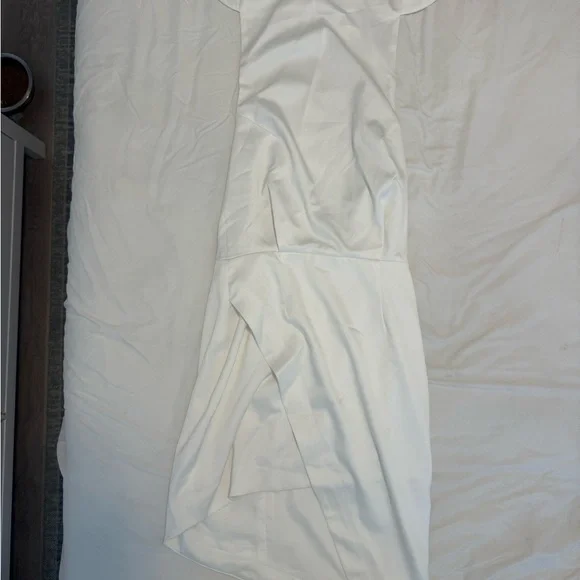 Elliatt Asymmetrical White Dress - Picture 7 of 8